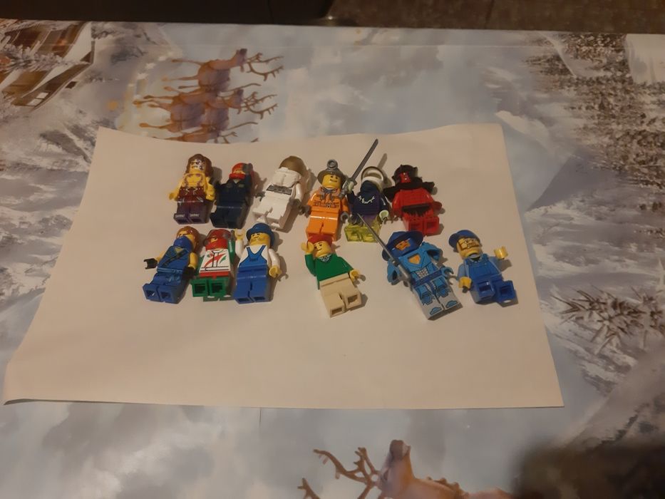 Lot 12 Figurine Lego Originale