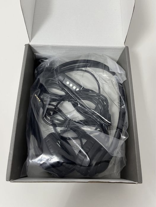 Casti Wireless 8S HI-FI Stereo Microfon cu Micro SD pt TV PC Telefon