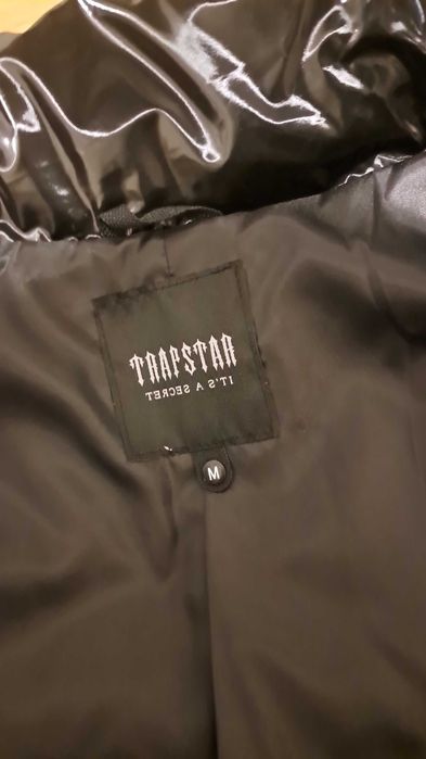 geaca trapstar marimea m