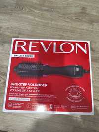 Perie electrica de par Revlon one step volumiser smaller brush noua