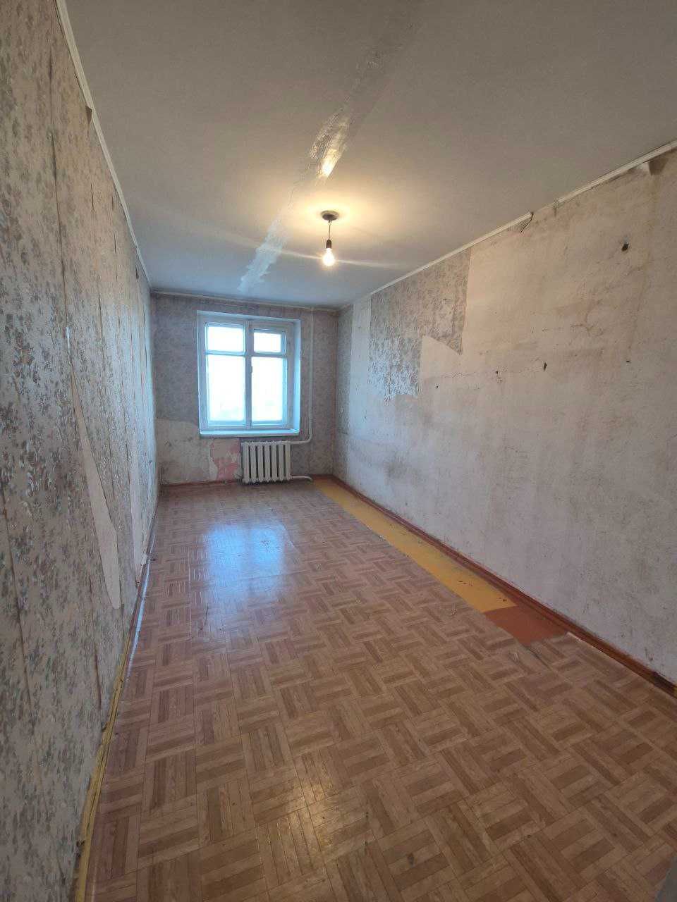 Продается 3-комн квартира (маг Юбилейный)