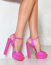 Pantofi roz fuchsia Barbie Nasty Gal