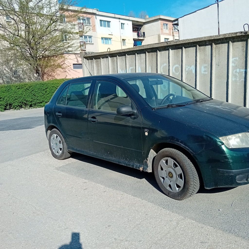 Vând Skoda Fabia