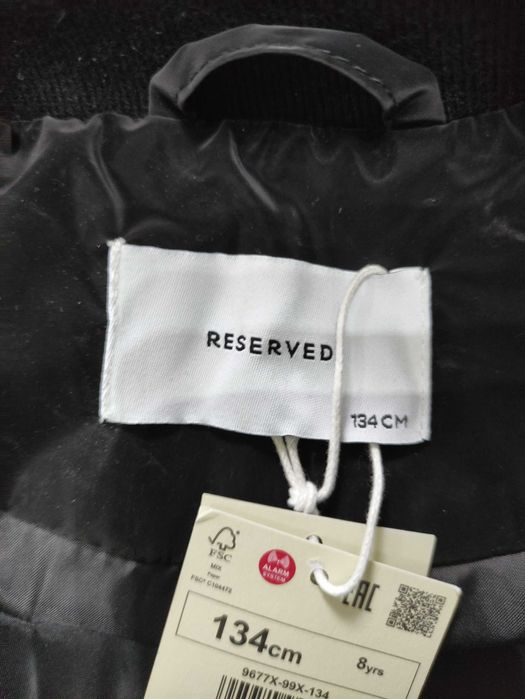 Geaca de iarna Reserved tip catifea Neagra NOUA marime 134 7 8 9 ani