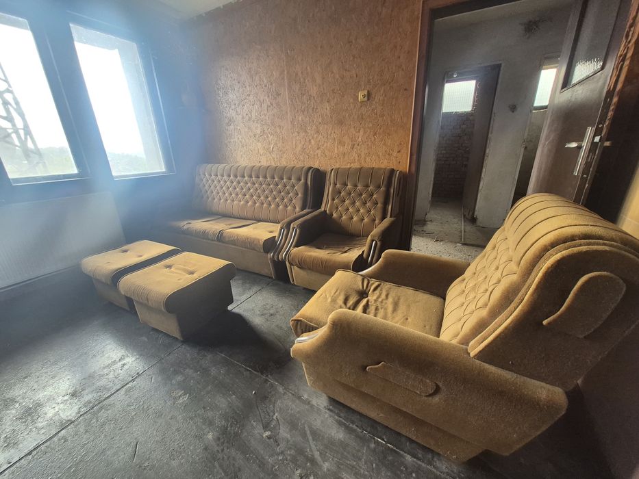 Продавам холно обзавеждане