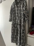Zara Зара прекрасна рокля