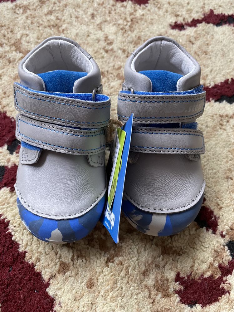 Papuci incaltaminte bebelusi primii pasi bebe