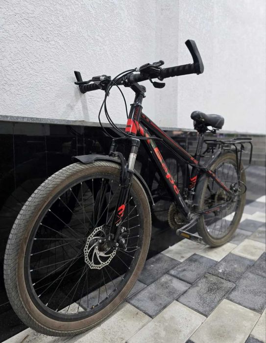 Продаётся срочна ведосипед