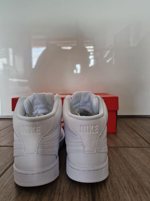 Nike Court Vision Mid