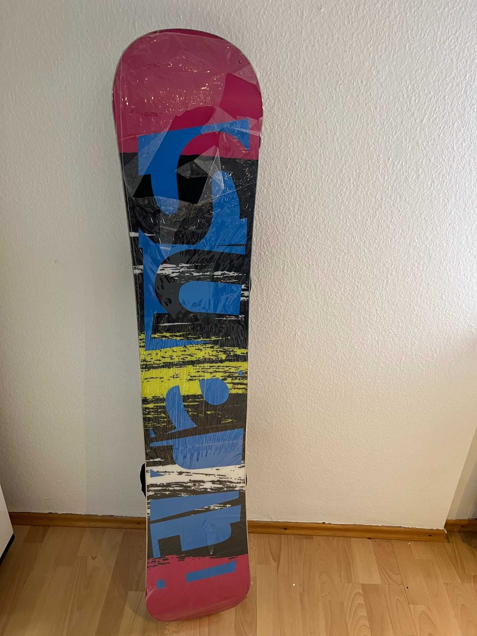 Placa snowboard Noua Trans CU 151cm +legaturi NOI Head