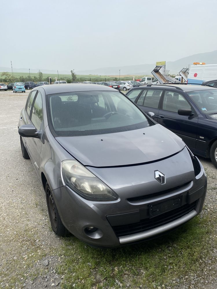 Рено Клио 3 Renault Clio 3 1.4 НА ЧАСТИ