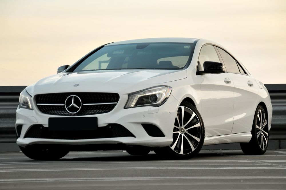 Mercedes Benz CLA 220d 170cp 2015 Automat/Led/IncalzireScaune/Clima !