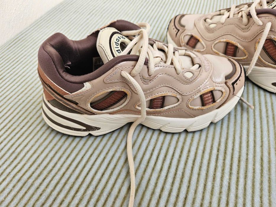 Маратонки Adidas 36 2/3