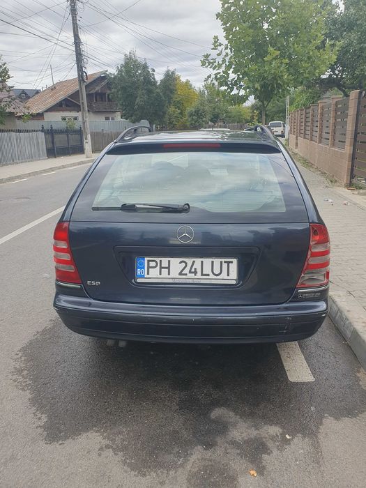 Vand mercedes benz c220 cdi 2003