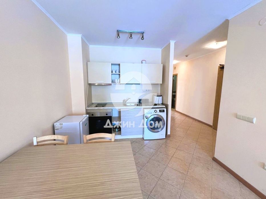 Продава се Тристаен апартамент в к.к. Слънчев бряг - 94 кв.м за 1064 €/кв.м - Снимка #1