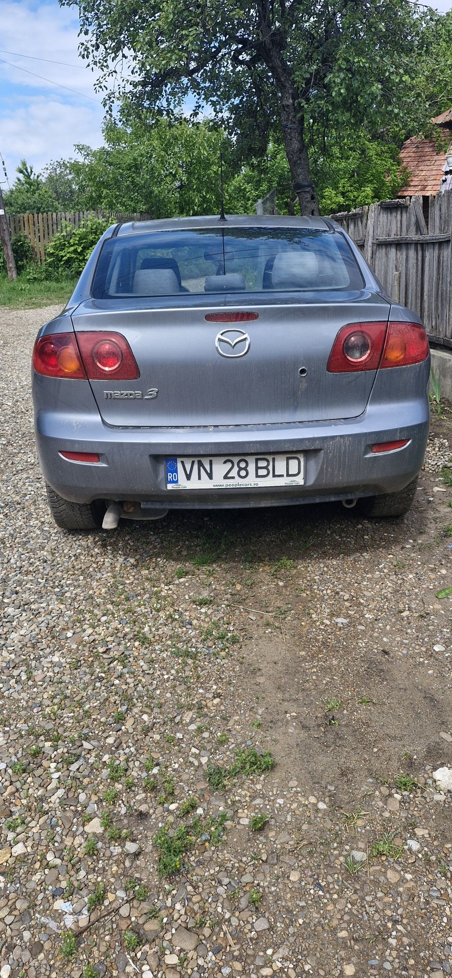 Vand Mazda Berlina