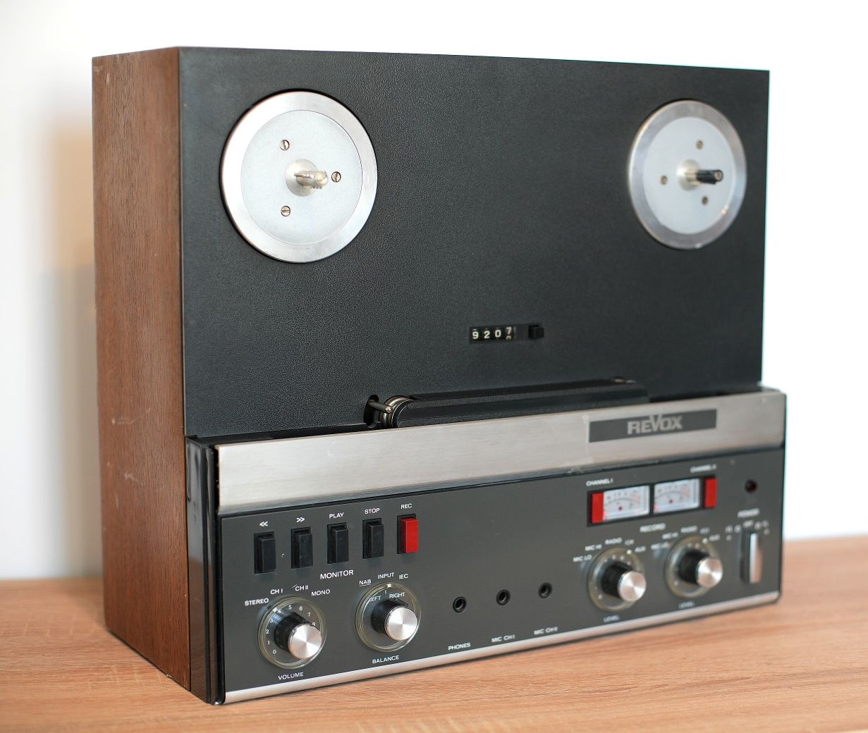 Magnetofon Revox A77 MK3 4 trak/piste