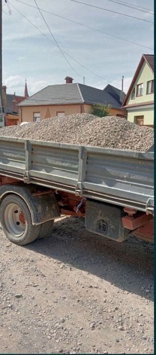 Transport materiale din balastiera
