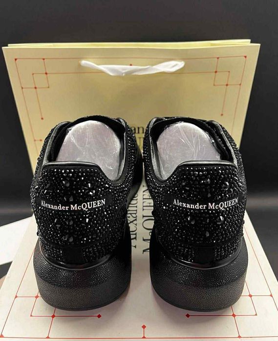 Сникърси Alexander Mcqueen в два цвята.