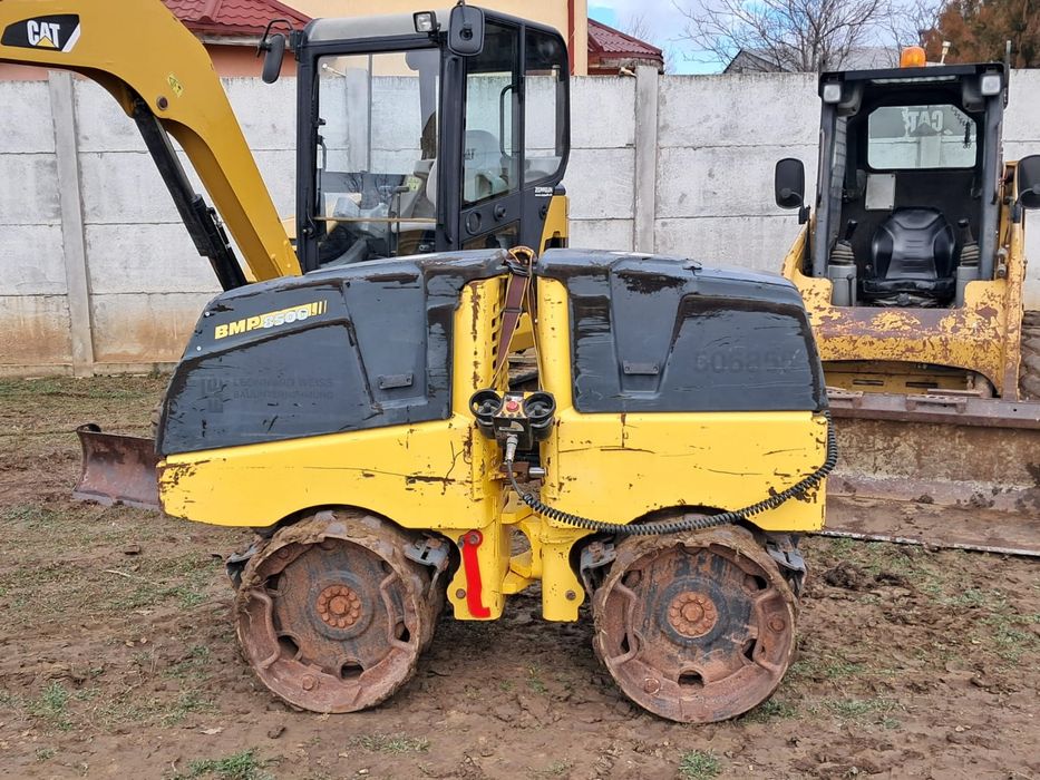 Inchriez cilindru compactor excavatoare incarcator frontal
