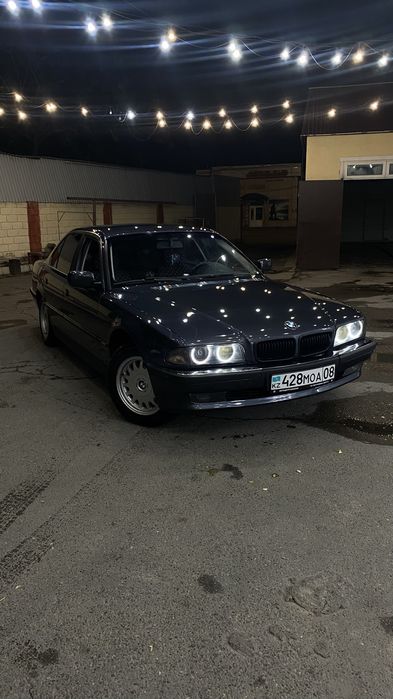 Продётся BMW E38