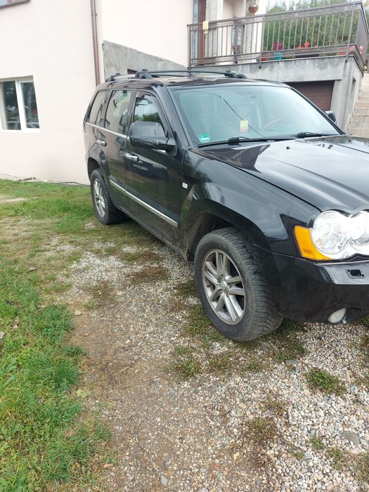 Vând jeep grand cherokee wk