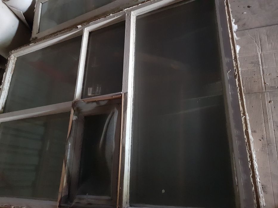 Окна деревянные  средние