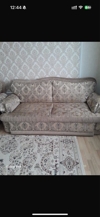 Продам диван с креслом