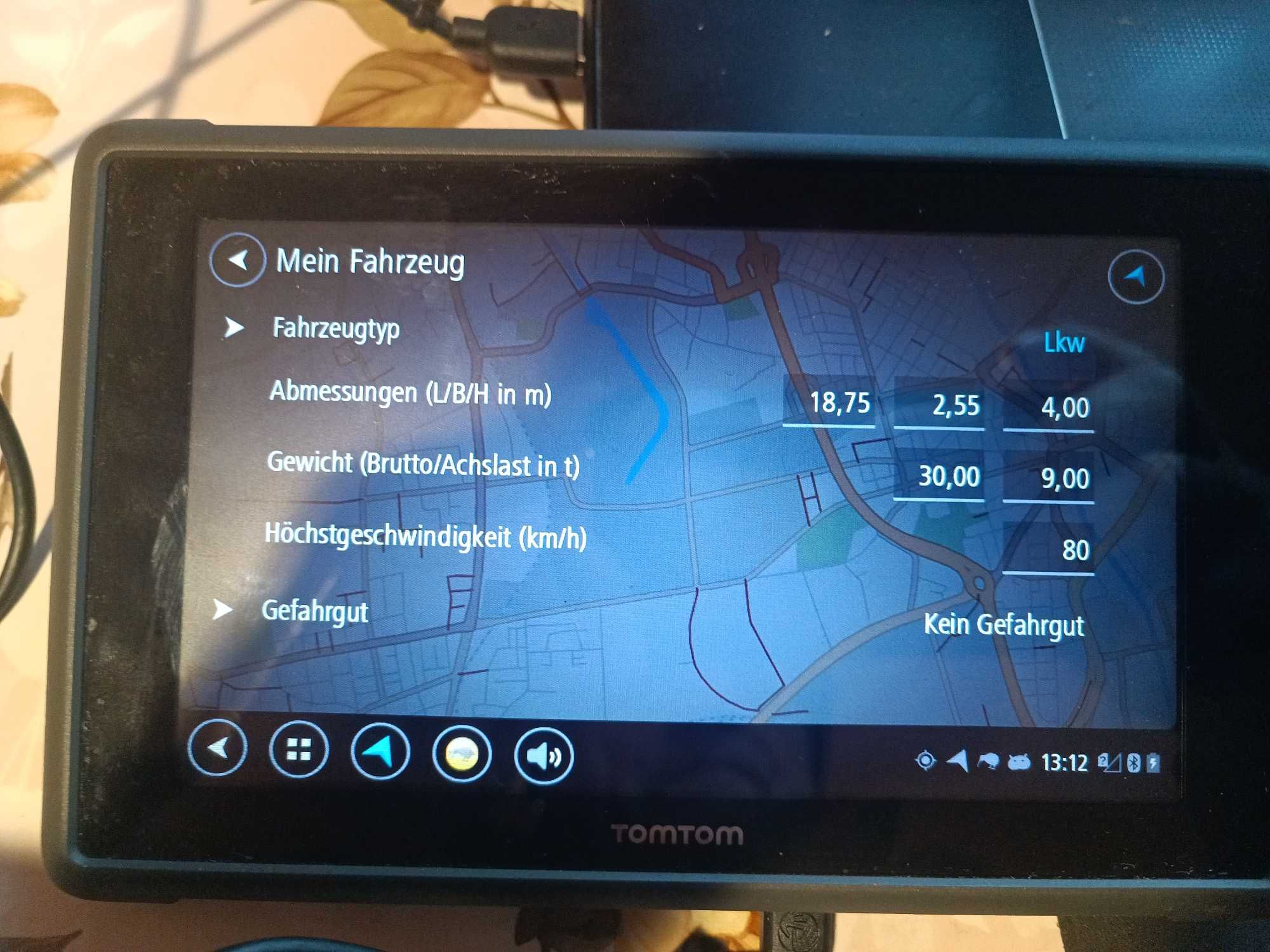 Tomtom 4F176   de 7 inch LKW profesional cu android camera bt wifi