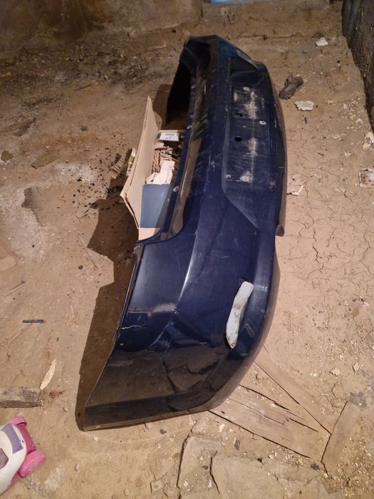 Bara spate Logan 1 facelift și stopuri 100 lei bucata