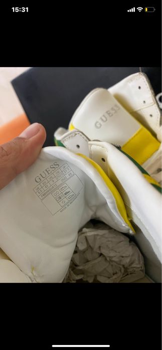 Adidași guess marimea 43noi