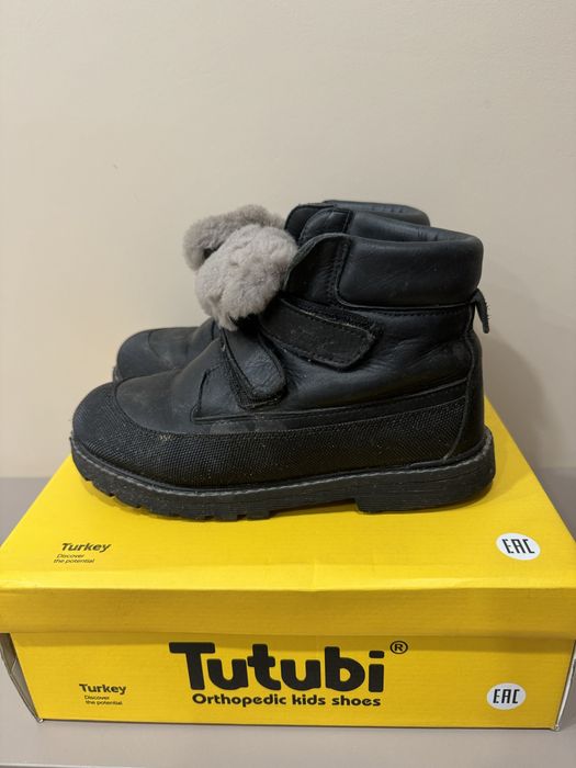 Продам детские зимние ботинки