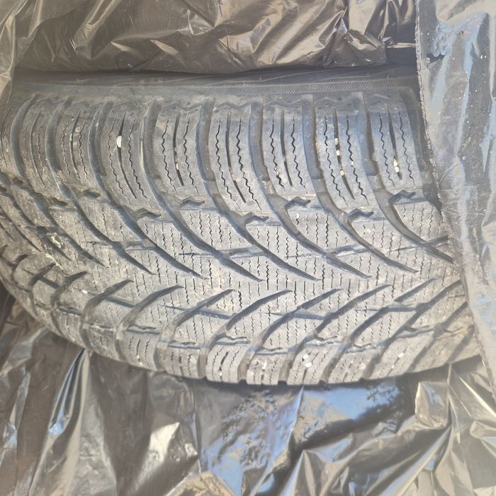 Jante tabla cu cauciucuri