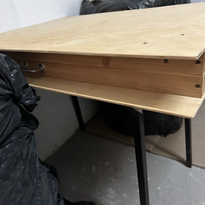 Стол нижний кухонный