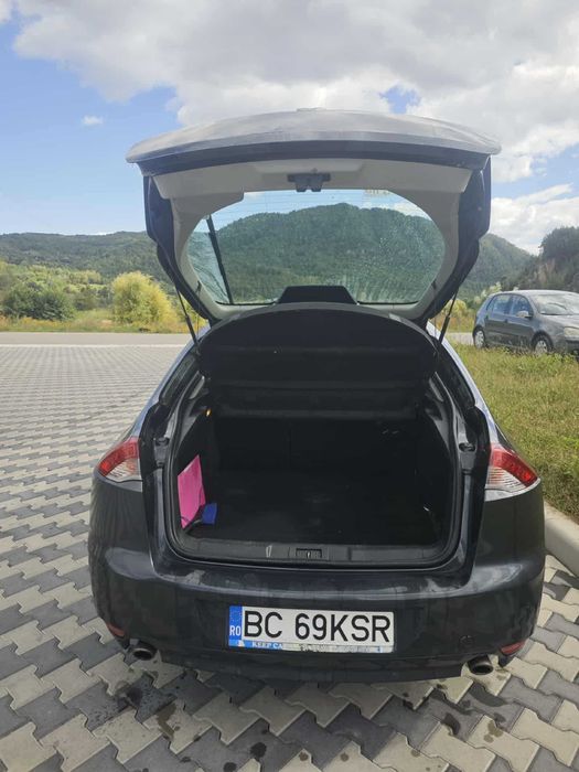 Vând Renault Laguna