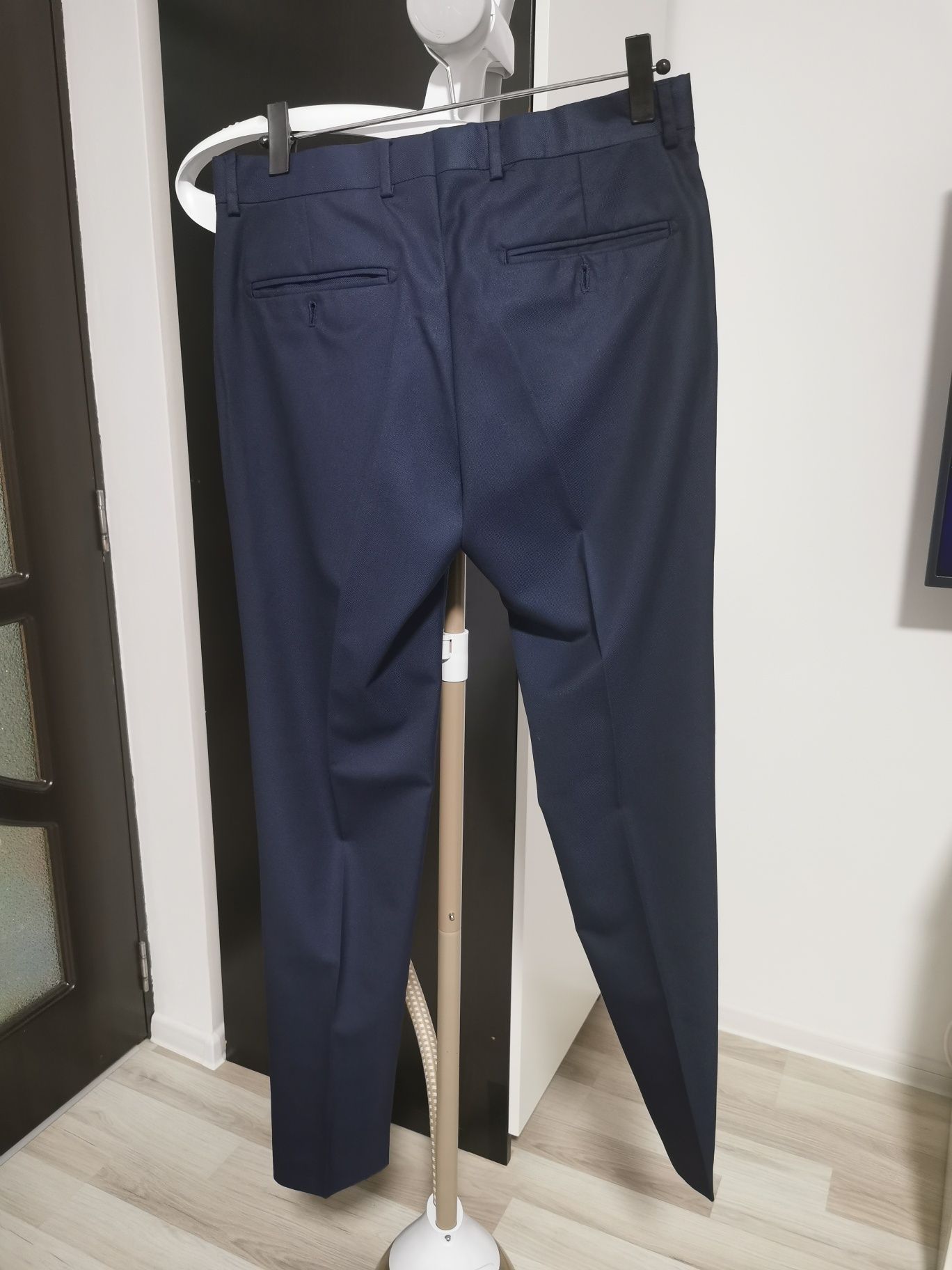 Pantaloni eleganți Gherasos