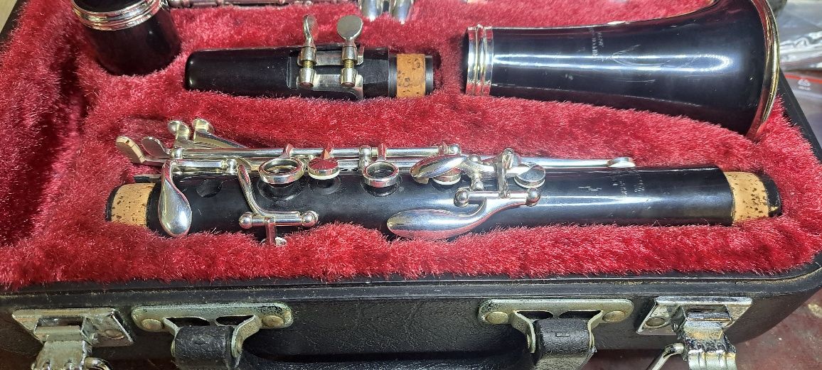 Vând clarinet Yamaha Ycl 27 Made în Japan