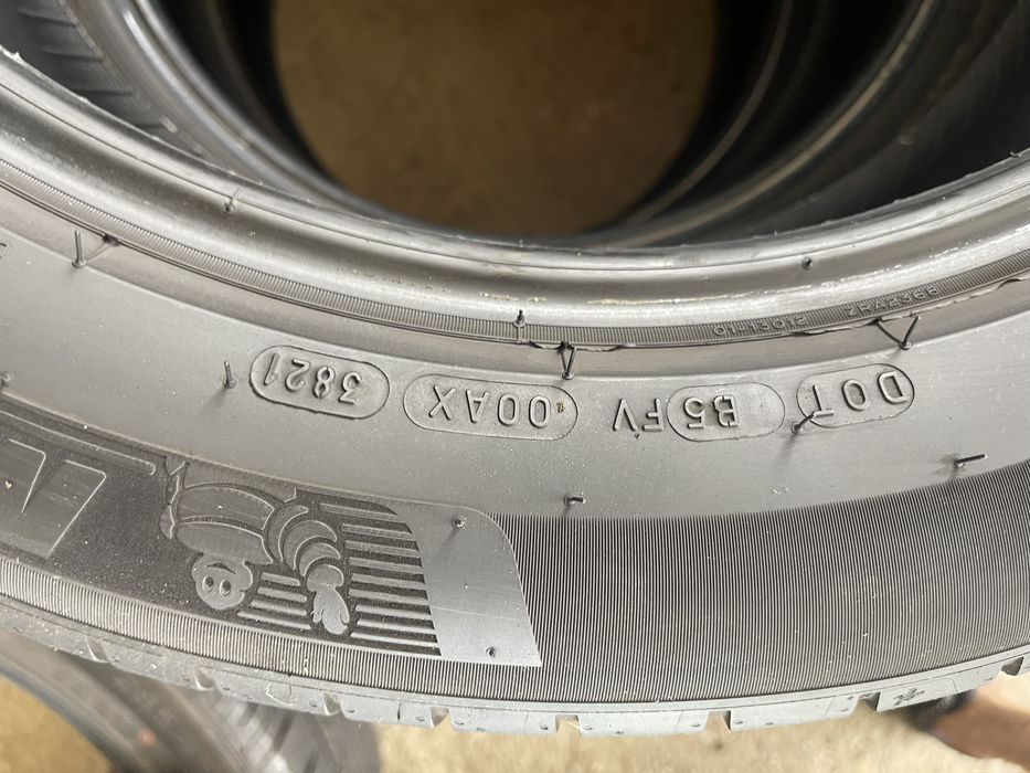 245/50R19 Michelin Pilot Sport 4 SUV Dot 3821