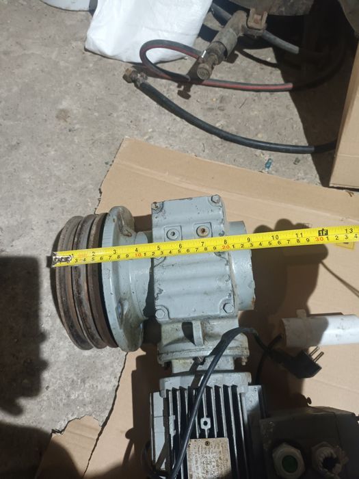 Reductor  Motoreductor sew 0,75 kw