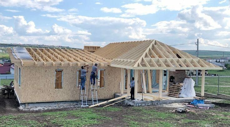 Foișoare, case din lemn si cabane din lemn masiv pentru locuit sau vac