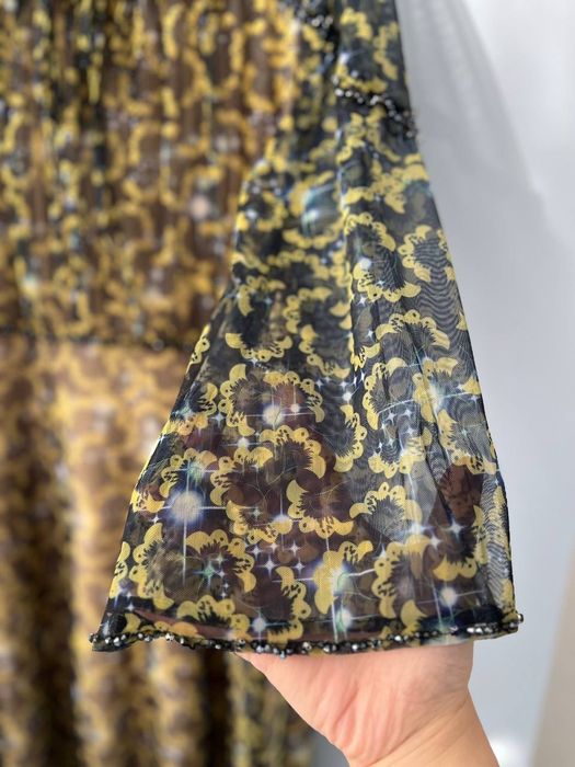 Gatovi ko'ylak 50 52 razmerda to'g'ri keladi