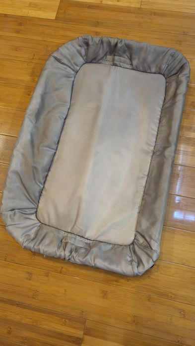 Повивалник за сгъваема кошара