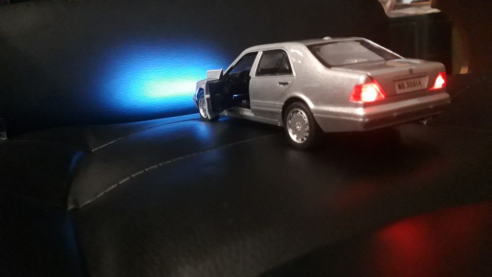 Vand macheta NOUA Mercedes S Class W140,