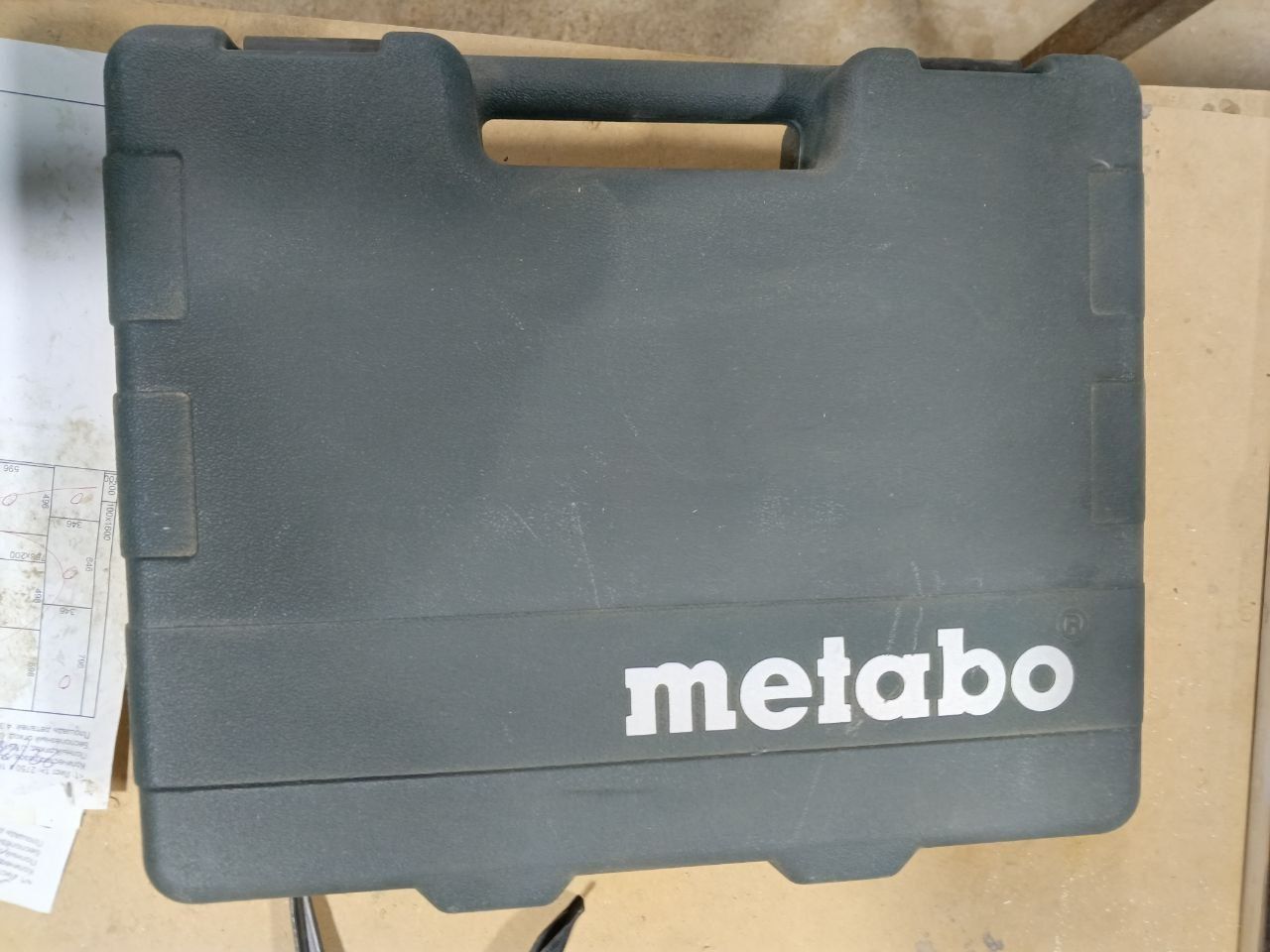 Продам metabo скобозабивной пистолет