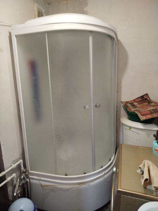 Продается душевая кабина