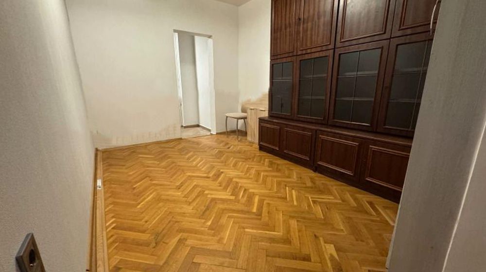 Дава се под наем Тристаен апартамент в София, Зона Б-5 - 92 кв.м за 799 € - Снимка #5