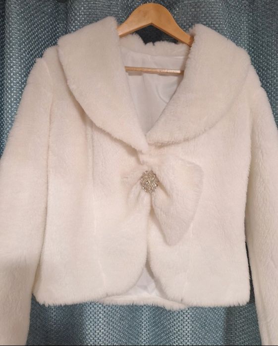 Blăniță albă pentru mireasa