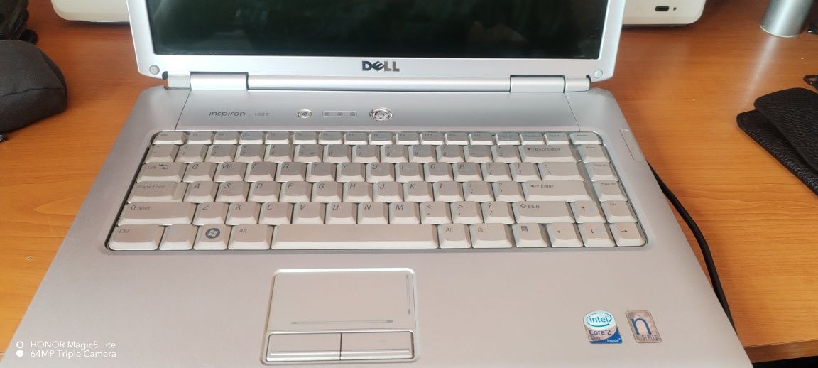 Laptop Acer .. HP...Del.