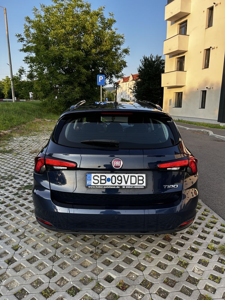 Fiat Tipo.                 .