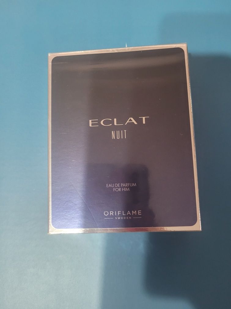 Vând parfum Eclat Nuit pt el